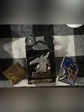 Disney Maleficent LESilver Dragon Enamel Pin & 50th KE Tinker bell 3 pin lot